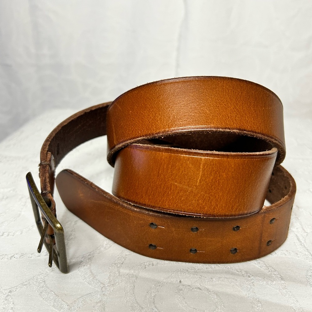 FRYE Men's Brown Genuine Leather Belt. Size 42. - Picture 2 of 9